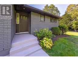 829 AVON DRIVE - 5