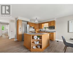 18 RICHMOND STREET - 12