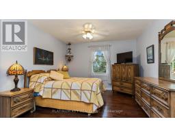 688 JOHN STREET - 12