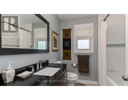 688 JOHN STREET - 16