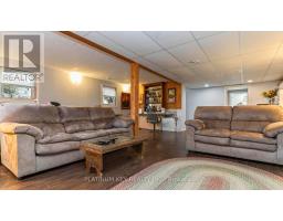 688 JOHN STREET - 17