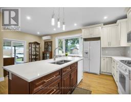 8523 TOWNSEND LINE - 32
