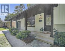 553 VISCOUNT ROAD - 6