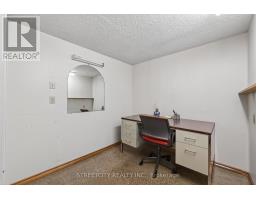 1892 WAVELL STREET - 28
