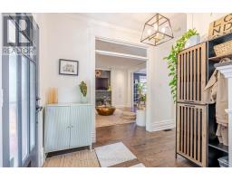 20 ELMWOOD AVENUE E - 10