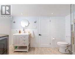 20 ELMWOOD AVENUE E - 42