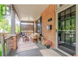 20 ELMWOOD AVENUE E - 6