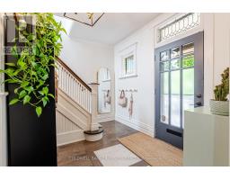 20 ELMWOOD AVENUE E - 9