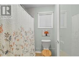 23 LYNNGATE GROVE - 16