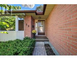 23 LYNNGATE GROVE - 2
