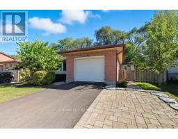 23 LYNNGATE GROVE - 3