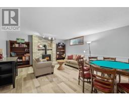 23 LYNNGATE GROVE - 30