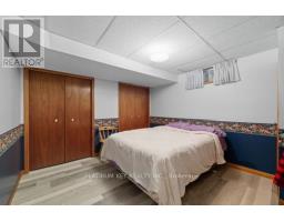 23 LYNNGATE GROVE - 33