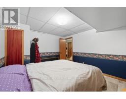 23 LYNNGATE GROVE - 34