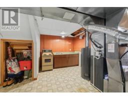 23 LYNNGATE GROVE - 37