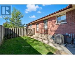 23 LYNNGATE GROVE - 40