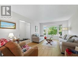 23 LYNNGATE GROVE - 6