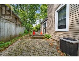 194 CROMWELL STREET - 22