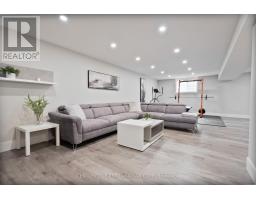 16 FOXBOROUGH PLACE - 24