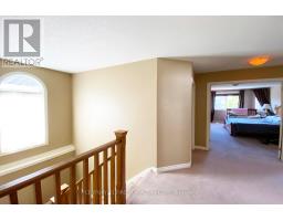 823 OAKCROSSING ROAD - 14
