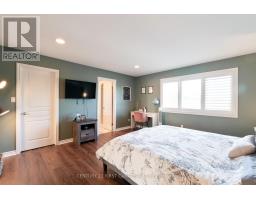 6 NOBLE LANE - 24