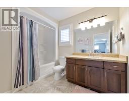 6 NOBLE LANE - 33