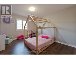 6 NOBLE LANE - 34
