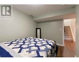 6 NOBLE LANE - 40