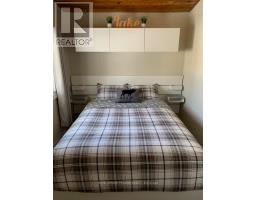 16 HOWEY AVENUE - 8