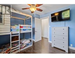 368 KENMORE PLACE - 31