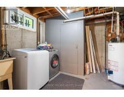 368 KENMORE PLACE - 40