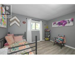 9 OUTER DRIVE - 27