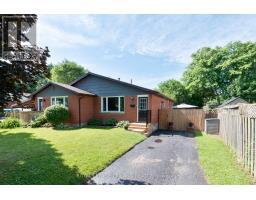 15 MOHEGAN CRESCENT - 1
