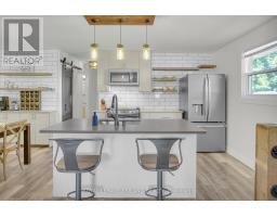 15 MOHEGAN CRESCENT - 10