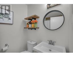 15 MOHEGAN CRESCENT - 23