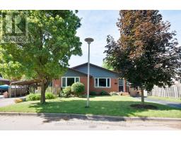 15 MOHEGAN CRESCENT - 4