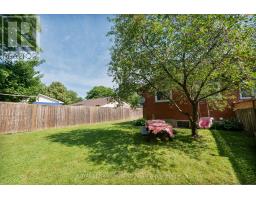 15 MOHEGAN CRESCENT - 43