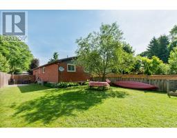15 MOHEGAN CRESCENT - 45