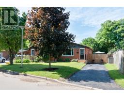 15 MOHEGAN CRESCENT - 5