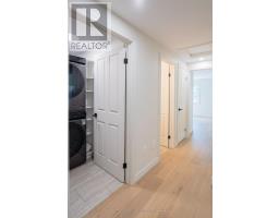 3 - 70 SUNNYSIDE DRIVE - 20