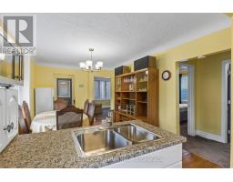 17 MAUD STREET - 11