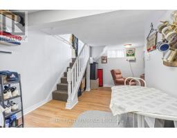 17 MAUD STREET - 16