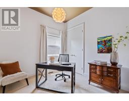 649 VALLEYSTREAM WALK - 26