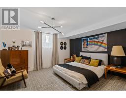 649 VALLEYSTREAM WALK - 37