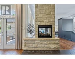 649 VALLEYSTREAM WALK - 9