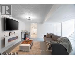2875 CUDDY DRIVE - 22