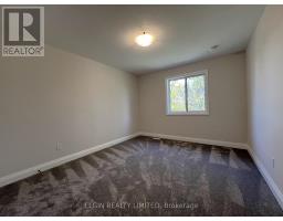 9-49 ROYAL DORNOCH DRIVE - 28