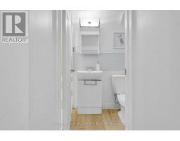 413 OLD WONDERLAND ROAD - 26