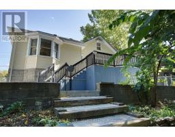 413 OLD WONDERLAND ROAD - 39