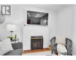 413 OLD WONDERLAND ROAD - 7